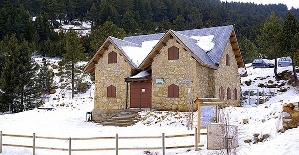 Quels sont les critères et les atouts d'un bien immobilier sûr au pied des pistes ?